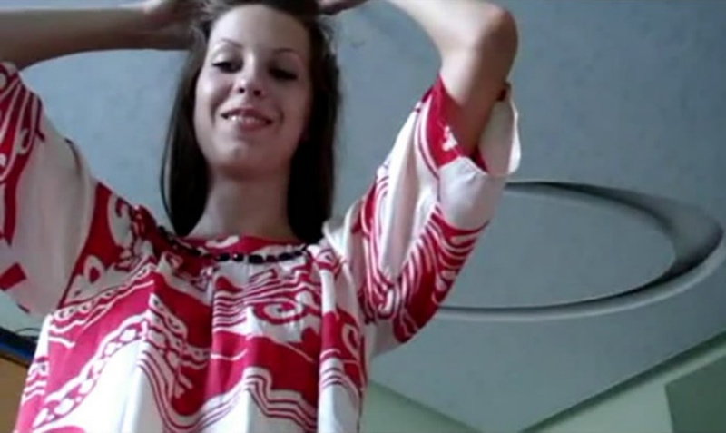 Обворожительная брюнетка разделась 14 фото Обворожительная брюнетка разделась 14 фото