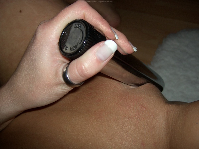 Зрелая снимает свою вагину крупным планом 23 фото Зрелая снимает свою вагину крупным планом 23 фото