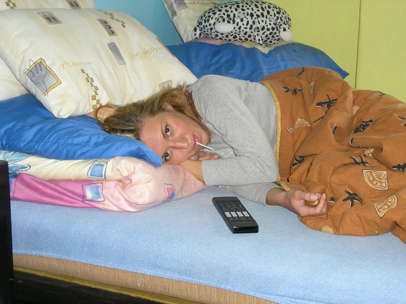 Домашняя эротика милой блондинки 8 фото Домашняя эротика милой блондинки 8 фото