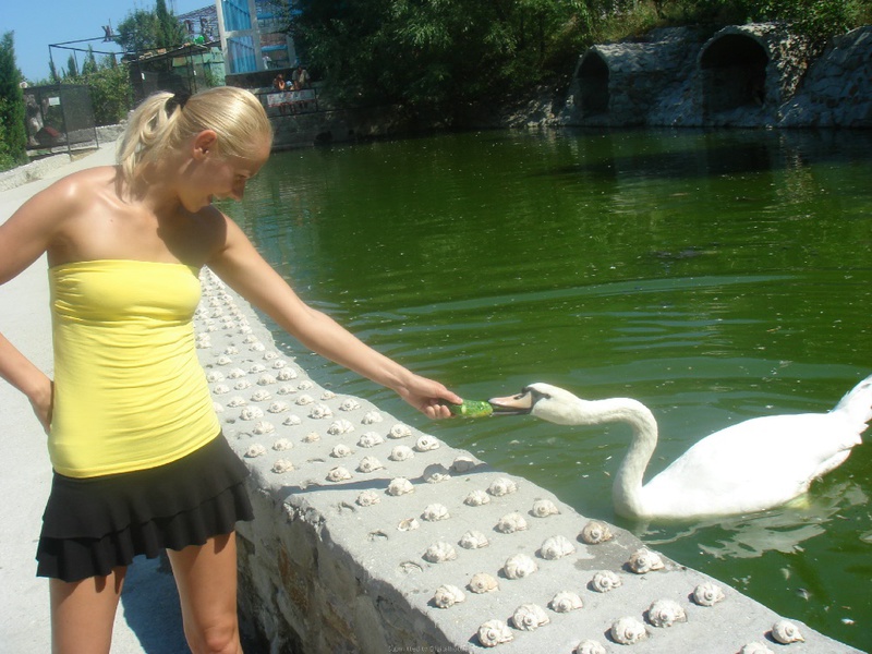 Девушка поехала с любимым парнем на море 19 фото Девушка поехала с любимым парнем на море 19 фото