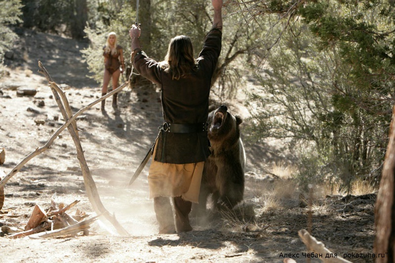 Эротика от сексуальной грудастой блондинки с медведем в дикой природе 3 фото Эротика от сексуальной грудастой блондинки с медведем в дикой природе 3 фото