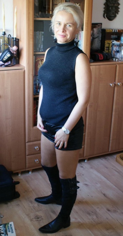 Развратная блондинка не любит скучать 9 фото Развратная блондинка не любит скучать 9 фото