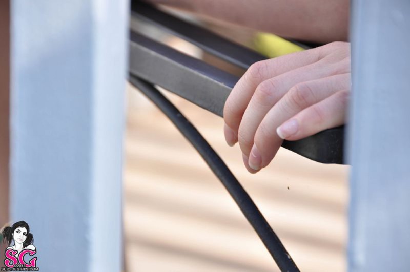 На террасе оголяет свое замечательное тело 23 фото На террасе оголяет свое замечательное тело 23 фото