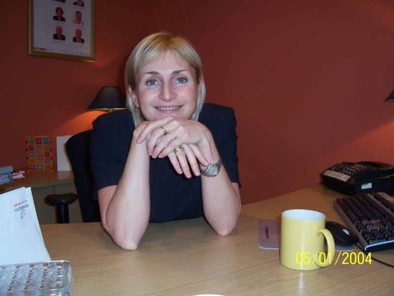 После знакомства женщина ночью поехала к мужику в гости 1 фото После знакомства женщина ночью поехала к мужику в гости 1 фото