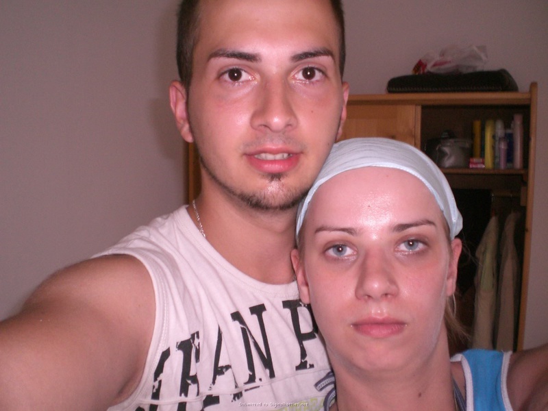 Молодая пара разместила интим фото с отдыха 14 фото Молодая пара разместила интим фото с отдыха 14 фото