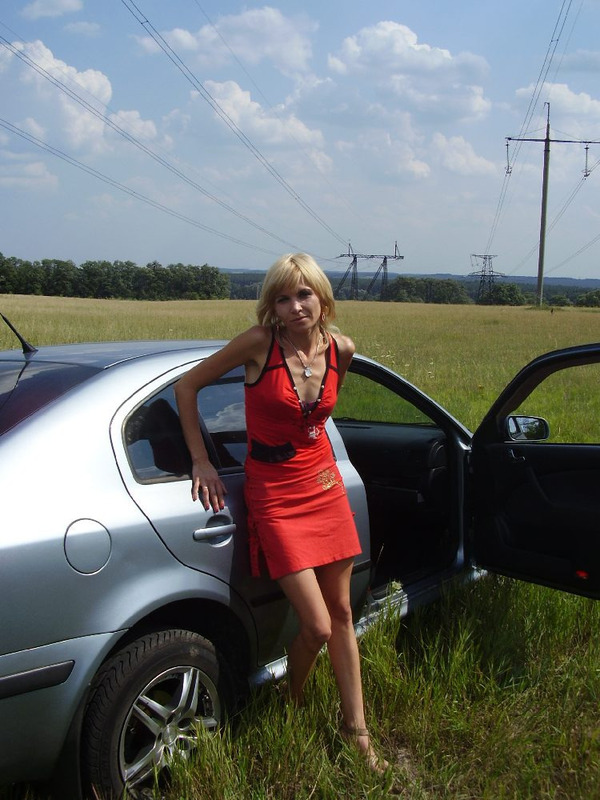 Блонда ублажила себя самотыком 1 фото Блонда ублажила себя самотыком 1 фото