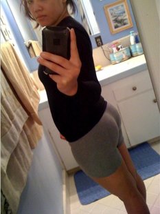  симпатяжки разделись для селфи 