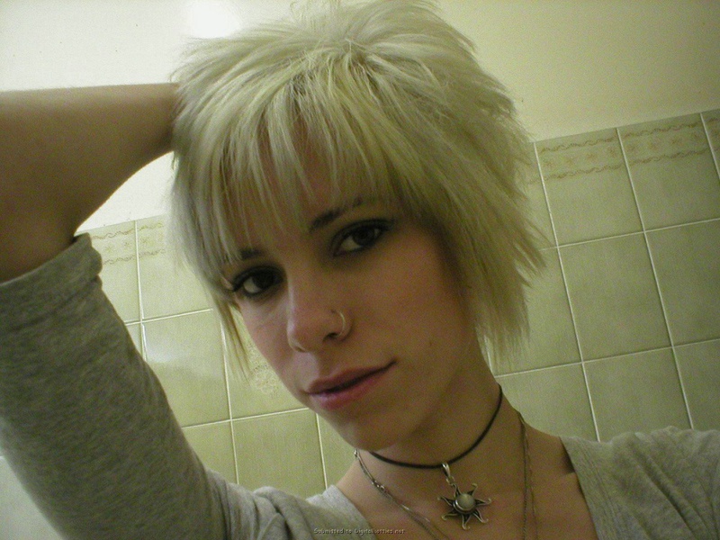 Откровенные позы развратной девушки для сайта знакомств 2 фото Откровенные позы развратной девушки для сайта знакомств 2 фото