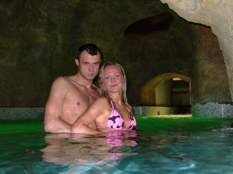 Красивая мамка сосет член 3 фото Красивая мамка сосет член 3 фото