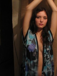  Привел домой сексуальную брюнеточку - 11 фото 