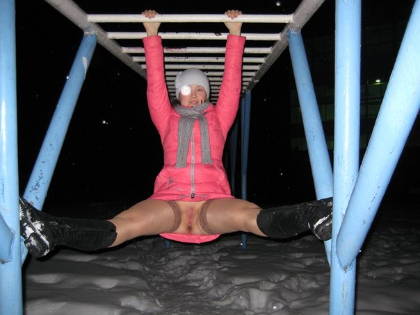 Стервы показывают аппетитные дырочки перед поркой 28 фото Стервы показывают аппетитные дырочки перед поркой 28 фото