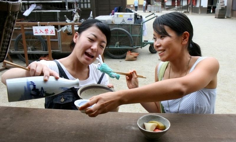 Сладкая жизнь молодой японской девчурки 10 фото Сладкая жизнь молодой японской девчурки 10 фото