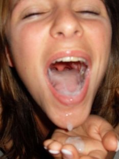 Большие любительницы сосать члены и глотать сперму