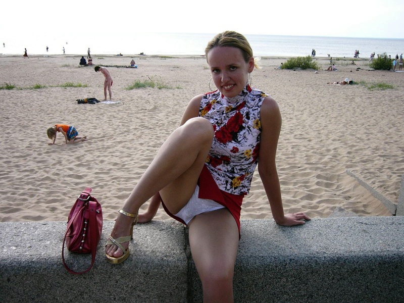 Взяла за щеку и расставила ноги для куни 1 фото Взяла за щеку и расставила ноги для куни 1 фото