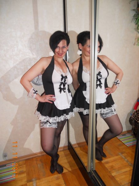 Зрелая женщина обнажила себя 10 фото Зрелая женщина обнажила себя 10 фото