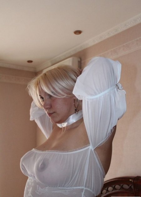 Зрелая женщина обнажила себя 5 фото Зрелая женщина обнажила себя 5 фото