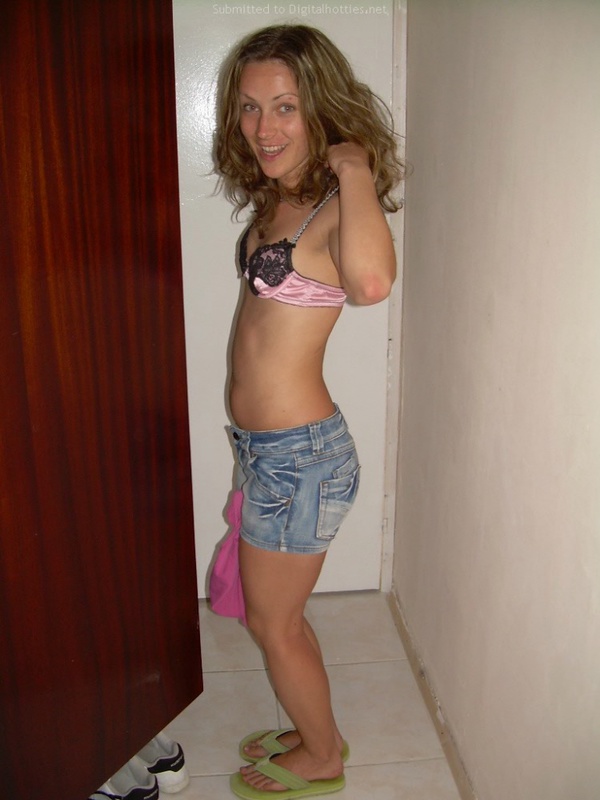 Показ обнаженных тел в разных местах 5 фото Показ обнаженных тел в разных местах 5 фото