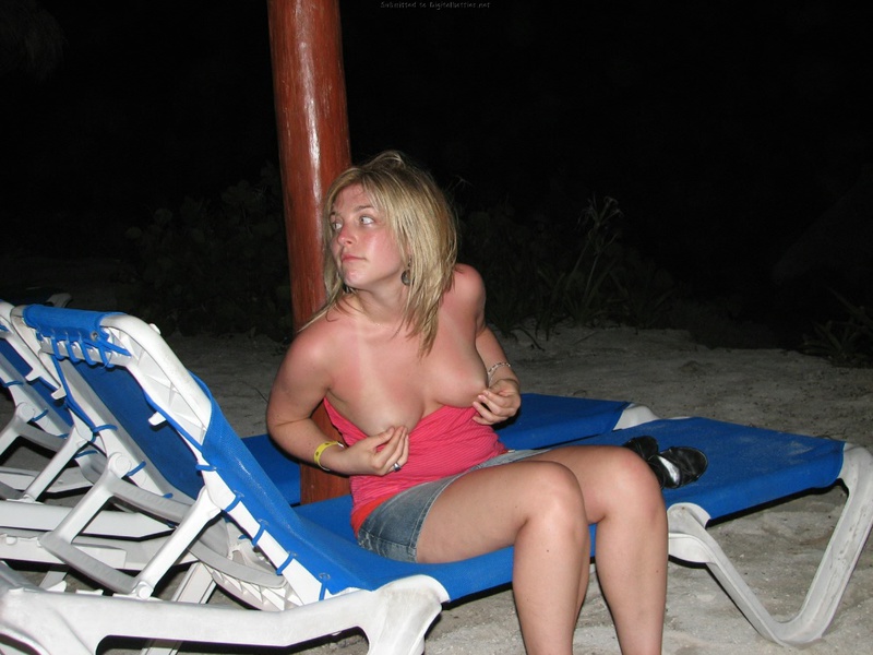 Приятно познакомиться с молодой симпатичной кокеткой 14 фото Приятно познакомиться с молодой симпатичной кокеткой 14 фото