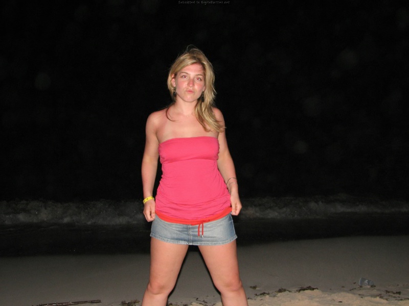 Приятно познакомиться с молодой симпатичной кокеткой 21 фото Приятно познакомиться с молодой симпатичной кокеткой 21 фото