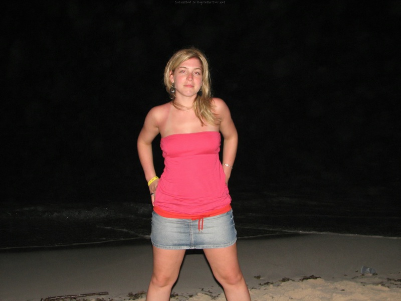 Приятно познакомиться с молодой симпатичной кокеткой 22 фото Приятно познакомиться с молодой симпатичной кокеткой 22 фото