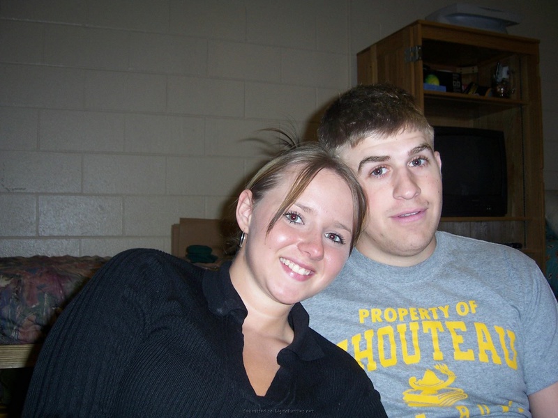 Ублажила своего бойфренда минетом 10 фото Ублажила своего бойфренда минетом 10 фото