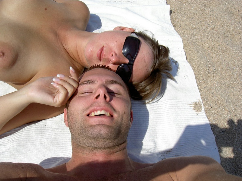 Грудастая барышня показывает розовую киску 18 фото Грудастая барышня показывает розовую киску 18 фото