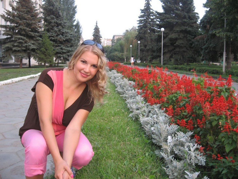 Хорошая блонда оголила свои прелести для нас 1 фото Хорошая блонда оголила свои прелести для нас 1 фото