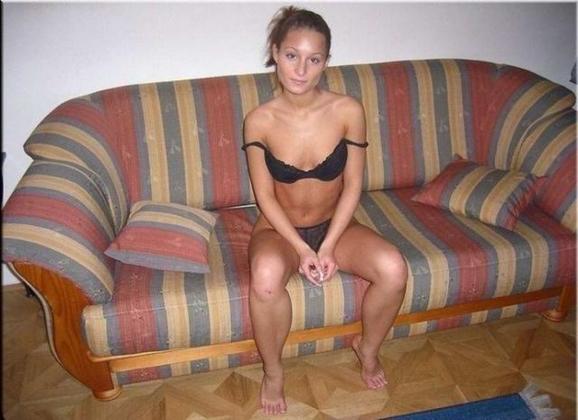 Девушки настроены гулять и откровенно шалить 17 фото Девушки настроены гулять и откровенно шалить 17 фото