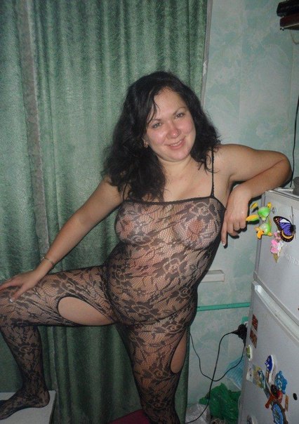 Полные мамки раздеваются на камеру 6 фото Полные мамки раздеваются на камеру 6 фото