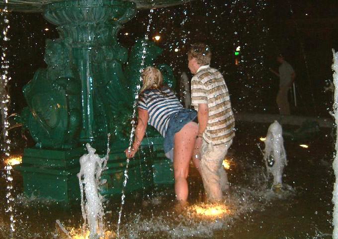 Зрелые мамки и молодые делают минет и не только 4 фото Зрелые мамки и молодые делают минет и не только 4 фото