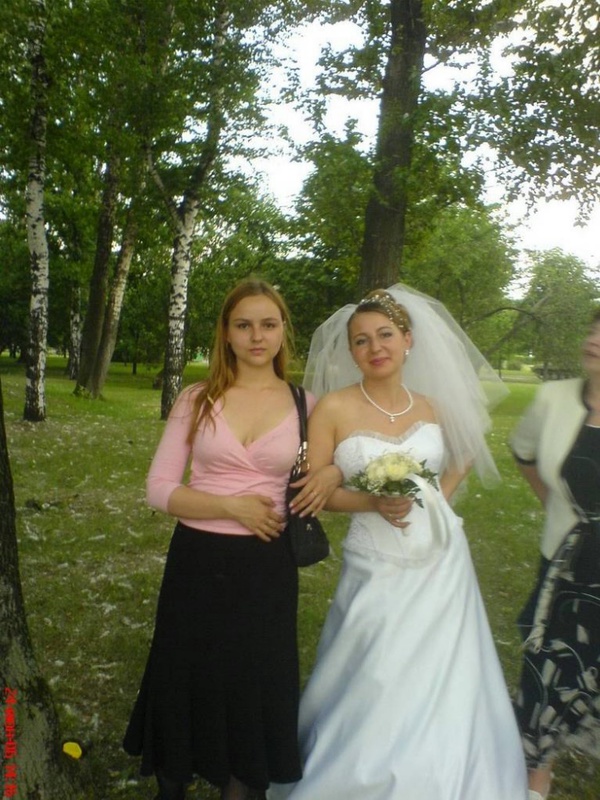 Грустная 20-летняя девушка в выходной день 1 фото Грустная 20-летняя девушка в выходной день 1 фото