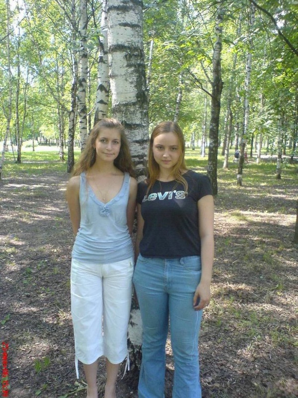 Грустная 20-летняя девушка в выходной день 2 фото Грустная 20-летняя девушка в выходной день 2 фото