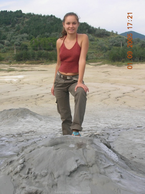 Сборка обычных и интимных снимков подруги 7 фото Сборка обычных и интимных снимков подруги 7 фото