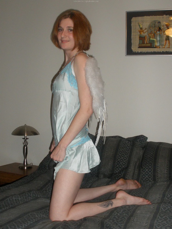 Поимел похотливую рыжую девку 15 фото