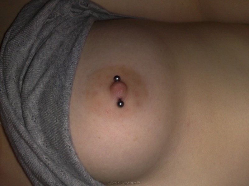 Эмо девка оголяет себя дома 11 фото Эмо девка оголяет себя дома 11 фото