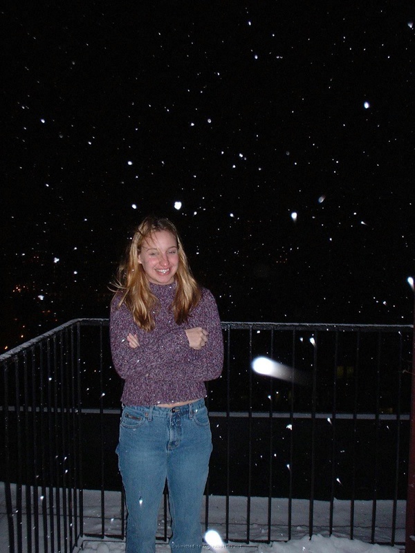 Игривые молодые люди развлеклись 10 фото Игривые молодые люди развлеклись 10 фото