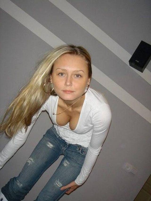 Спортивная подруга раздевается для Вас 2 фото