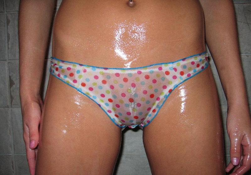 Сочная красавица сует в вагину самотык 6 фото Сочная красавица сует в вагину самотык 6 фото