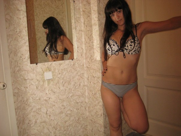 Обалденные особи прекрасного пола красиво позируют 20 фото Обалденные особи прекрасного пола красиво позируют 20 фото