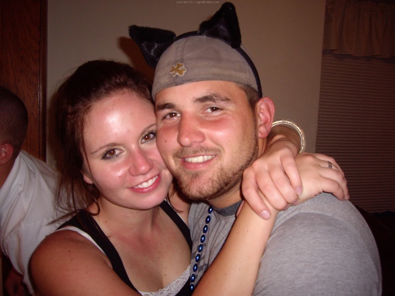 Её парень кончил на живот 13 фото Её парень кончил на живот 13 фото