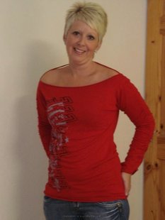  Зрелая с маленькими сиськами - 28 фото 