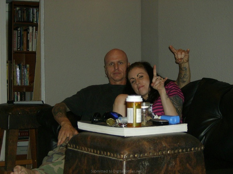 Секс и эротика от горячей и страстной неформалки с тату 6 фото Секс и эротика от горячей и страстной неформалки с тату 6 фото