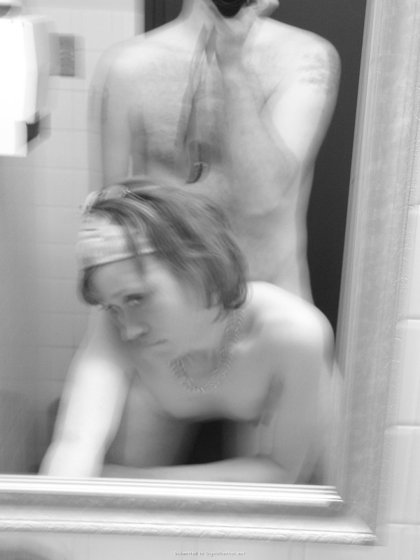 Молодая блонда развлеклась одна 30 фото Молодая блонда развлеклась одна 30 фото