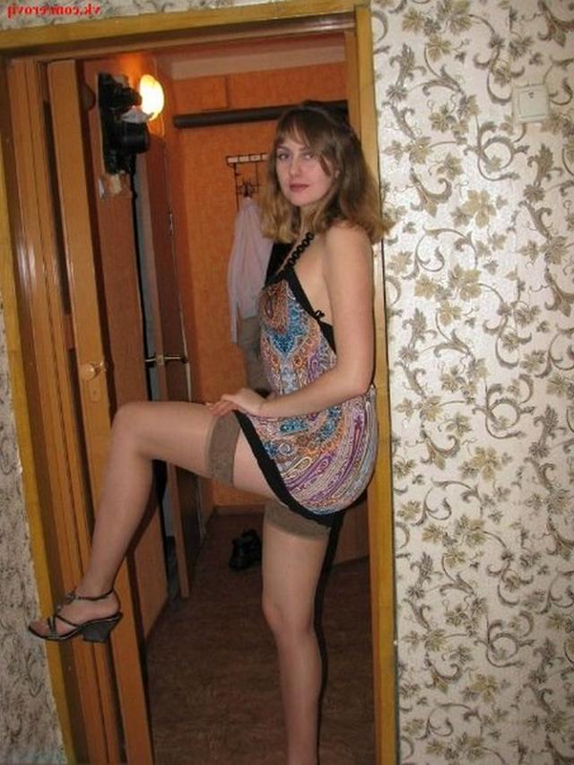 Игривая мамка развлеклась дома одна 10 фото Игривая мамка развлеклась дома одна 10 фото