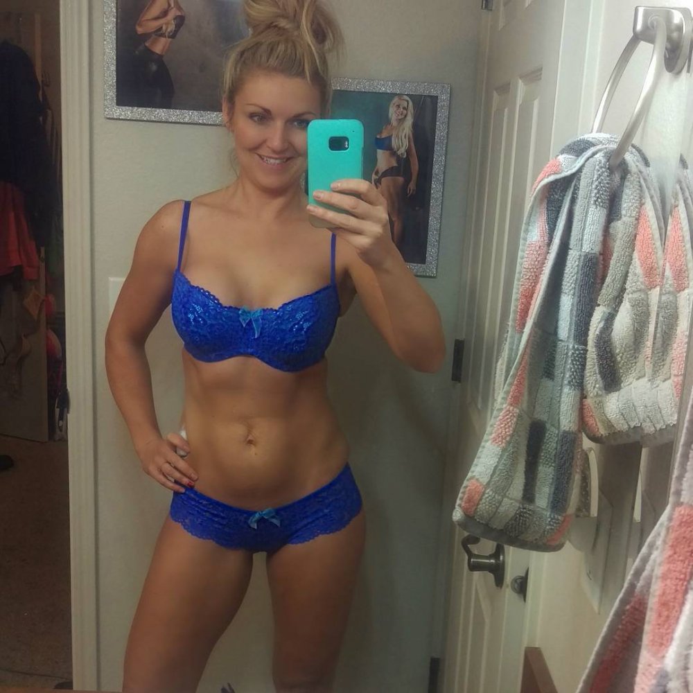 Амбициозные дамы без постоянных интимных партнеров 12 фото Амбициозные дамы без постоянных интимных партнеров 12 фото