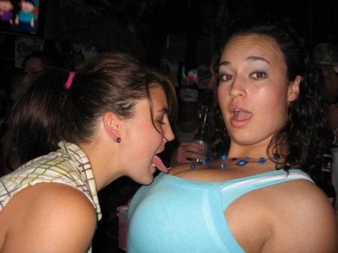 Подборка сисястых девочек здесь 8 фото Подборка сисястых девочек здесь 8 фото