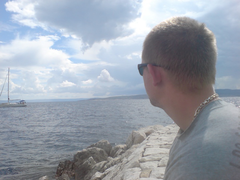 Разделась на природе и показала вагину 8 фото Разделась на природе и показала вагину 8 фото