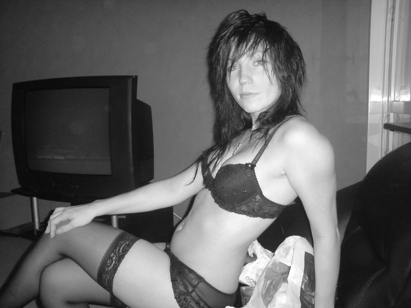 Минет потом трах без презерватива 2 фото