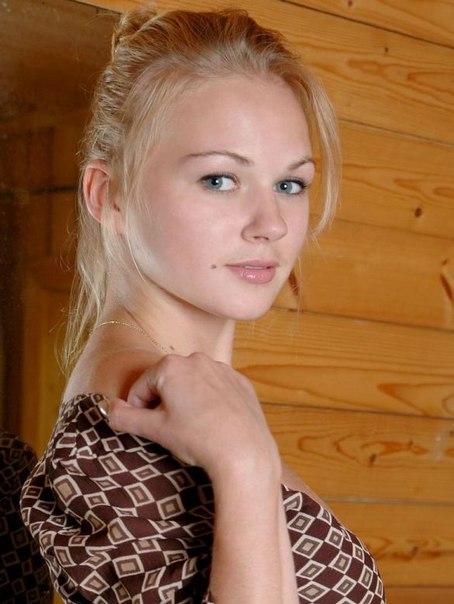 Подборка девушек без одежды в разных местах 14 фото Подборка девушек без одежды в разных местах 14 фото