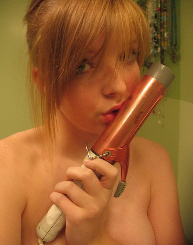 Тупая сучка жарит себе влагалище игрушкой 13 фото Тупая сучка жарит себе влагалище игрушкой 13 фото